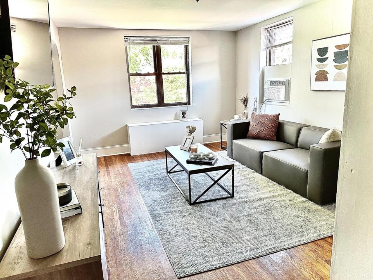 Lennox C402 Peaceful & Perfect Private 1-br Apartment